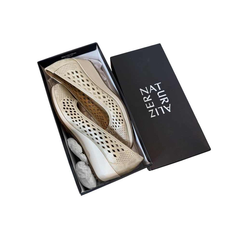 Naturalizer Brina Shoes Womens Size 7.5 Gold Slip On Wedge Flats Comfort Cutout